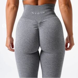 NVGTN leggings butt scrunch